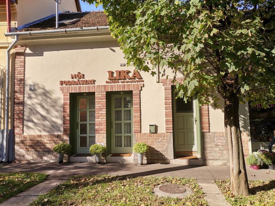 Hotel Lika Panzio Gyula Exterior foto
